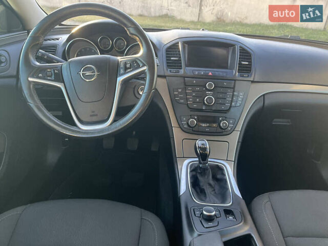 Серый Опель Инсигния, объемом двигателя 1.8 л и пробегом 188 тыс. км за 7200 $, фото 27 на Automoto.ua