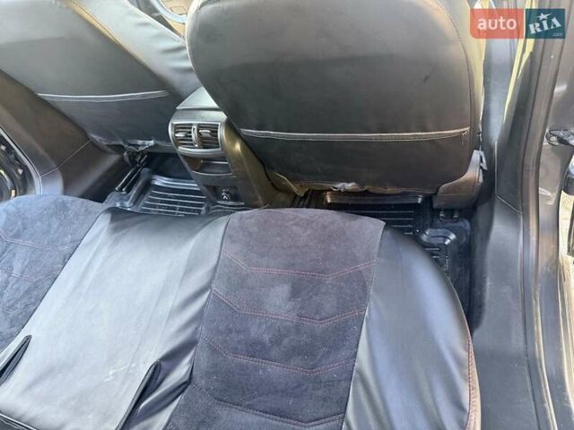 Серый Опель Инсигния, объемом двигателя 2 л и пробегом 263 тыс. км за 7300 $, фото 14 на Automoto.ua