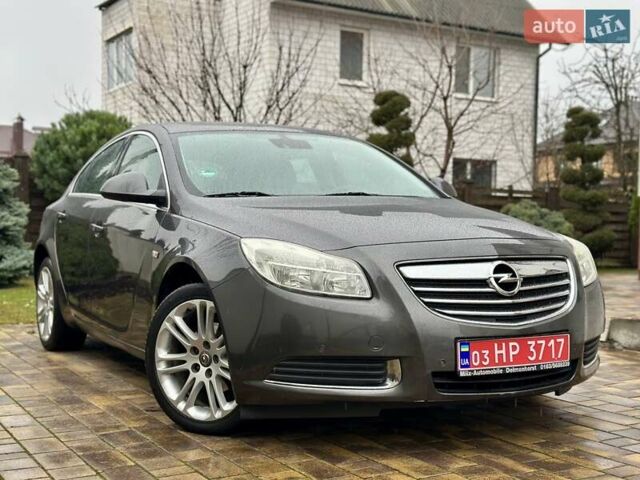 Серый Опель Инсигния, объемом двигателя 1.6 л и пробегом 122 тыс. км за 7999 $, фото 12 на Automoto.ua