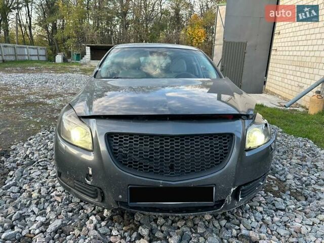 Серый Опель Инсигния, объемом двигателя 1.96 л и пробегом 277 тыс. км за 3300 $, фото 2 на Automoto.ua