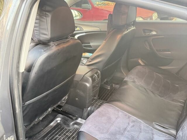 Серый Опель Инсигния, объемом двигателя 2 л и пробегом 263 тыс. км за 7300 $, фото 10 на Automoto.ua