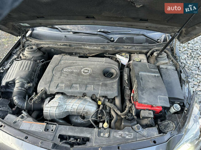Серый Опель Инсигния, объемом двигателя 1.96 л и пробегом 277 тыс. км за 3300 $, фото 15 на Automoto.ua