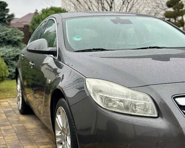 Серый Опель Инсигния, объемом двигателя 1.6 л и пробегом 122 тыс. км за 7999 $, фото 4 на Automoto.ua