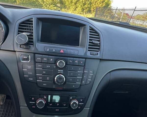 Сірий Опель Інсігнія, об'ємом двигуна 2 л та пробігом 390 тис. км за 7200 $, фото 12 на Automoto.ua