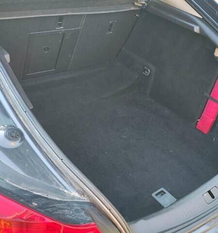 Сірий Опель Інсігнія, об'ємом двигуна 1.96 л та пробігом 300 тис. км за 7500 $, фото 1 на Automoto.ua