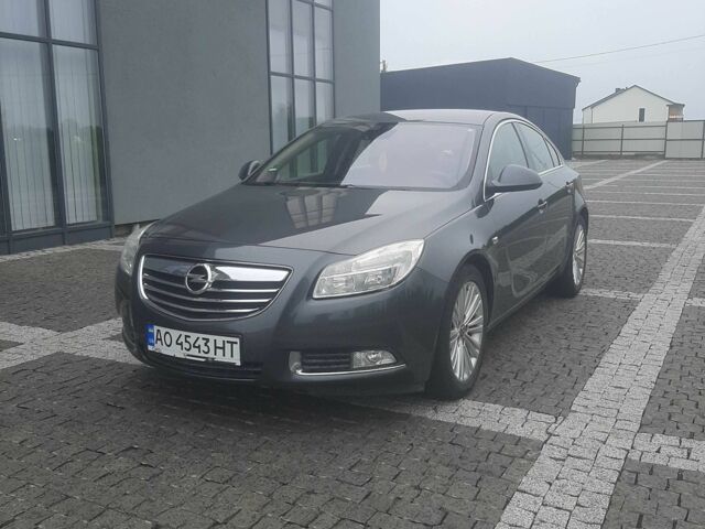 Опель Инсигния 2012 в Хусте на Automoto.ua Серый Опель Инсигния, объемом двигателя 2 л и пробегом 247 тыс. км за 7300 $, фото 11 на Automoto.ua