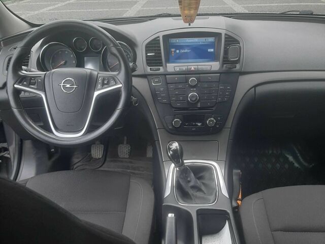 Опель Инсигния 2012 в Хусте на Automoto.ua Серый Опель Инсигния, объемом двигателя 2 л и пробегом 247 тыс. км за 7300 $, фото 19 на Automoto.ua