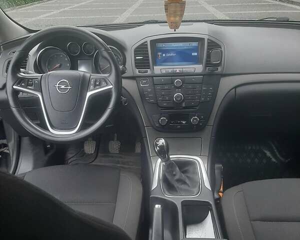 Опель Инсигния 2012 в Хусте на Automoto.ua Серый Опель Инсигния, объемом двигателя 1.96 л и пробегом 247 тыс. км за 7300 $, фото 14 на Automoto.ua
