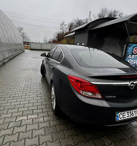 Серый Опель Инсигния, объемом двигателя 1.96 л и пробегом 240 тыс. км за 10500 $, фото 5 на Automoto.ua