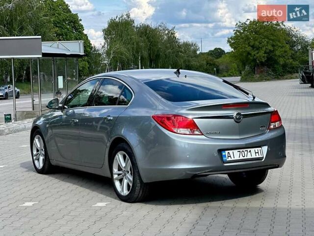 Сірий Опель Інсігнія, об'ємом двигуна 1.96 л та пробігом 260 тис. км за 9000 $, фото 8 на Automoto.ua