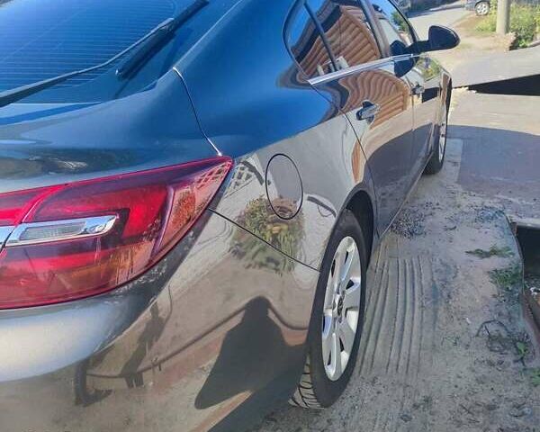 Серый Опель Инсигния, объемом двигателя 2 л и пробегом 256 тыс. км за 13000 $, фото 8 на Automoto.ua