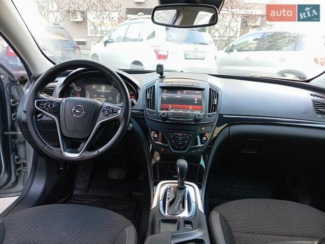 Серый Опель Инсигния, объемом двигателя 2 л и пробегом 234 тыс. км за 10000 $, фото 6 на Automoto.ua