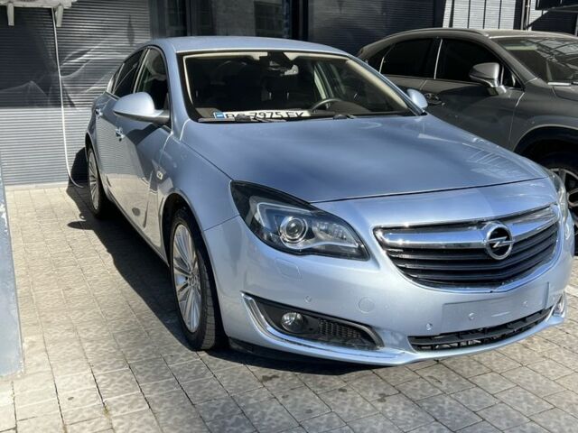 Опель Инсигния 2015 в Яворове на Automoto.ua Серый Опель Инсигния, объемом двигателя 2 л и пробегом 98 тыс. км за 12000 $, фото 2 на Automoto.ua