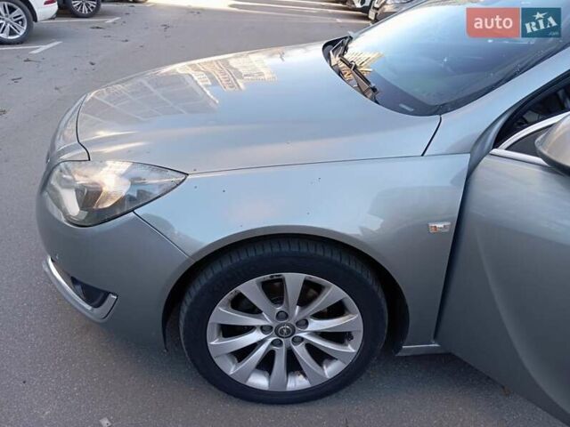 Серый Опель Инсигния, объемом двигателя 2 л и пробегом 234 тыс. км за 10000 $, фото 14 на Automoto.ua