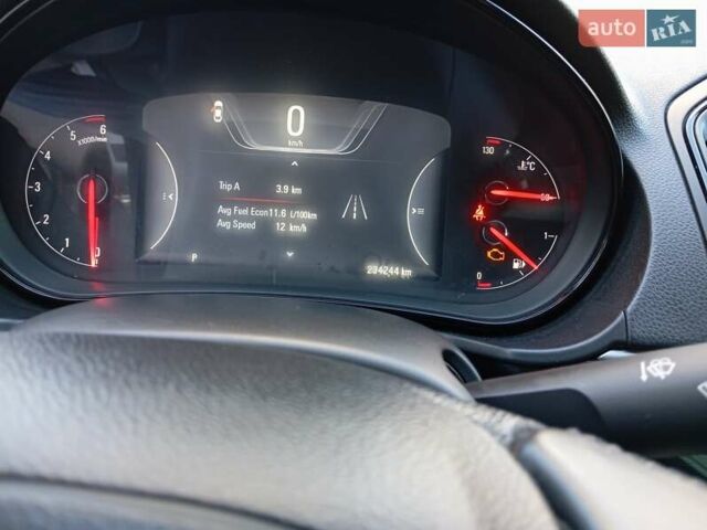 Серый Опель Инсигния, объемом двигателя 2 л и пробегом 234 тыс. км за 10000 $, фото 9 на Automoto.ua