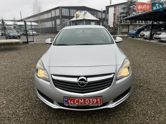 Серый Опель Инсигния, объемом двигателя 1.8 л и пробегом 194 тыс. км за 9999 $, фото 3 на Automoto.ua