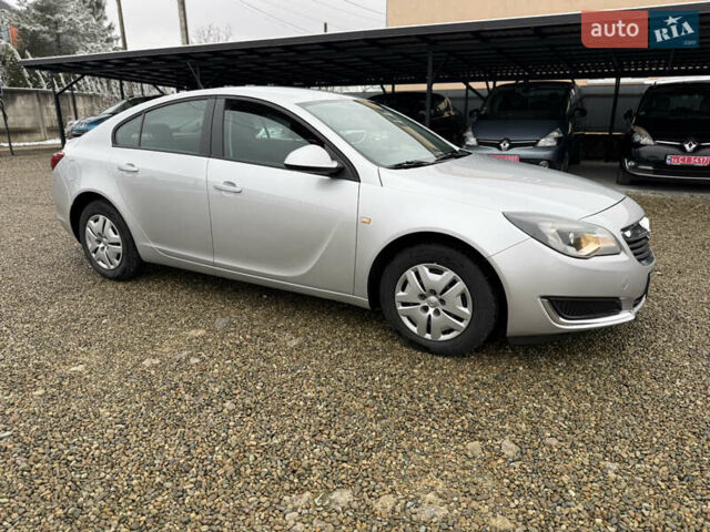 Серый Опель Инсигния, объемом двигателя 1.8 л и пробегом 194 тыс. км за 9999 $, фото 5 на Automoto.ua