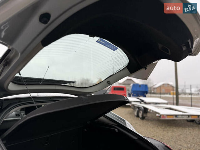 Серый Опель Инсигния, объемом двигателя 1.8 л и пробегом 194 тыс. км за 9999 $, фото 20 на Automoto.ua