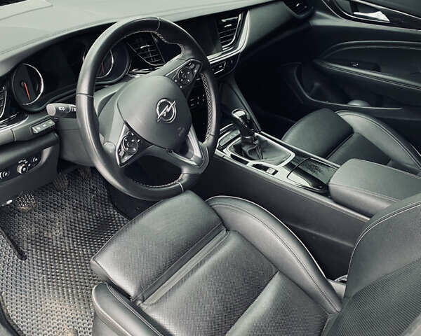 Серый Опель Инсигния, объемом двигателя 1.6 л и пробегом 200 тыс. км за 14400 $, фото 7 на Automoto.ua