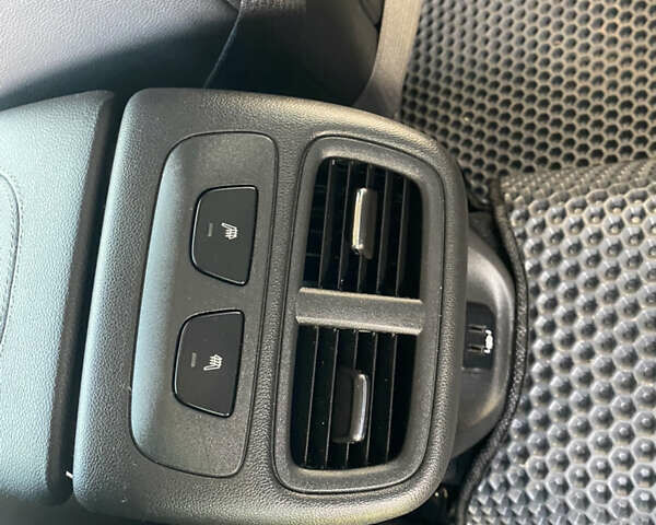 Серый Опель Инсигния, объемом двигателя 1.6 л и пробегом 200 тыс. км за 14400 $, фото 9 на Automoto.ua