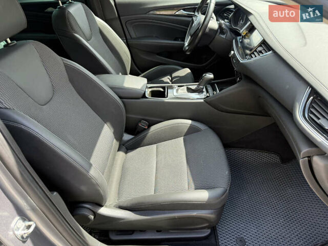 Серый Опель Инсигния, объемом двигателя 1.6 л и пробегом 220 тыс. км за 15500 $, фото 47 на Automoto.ua