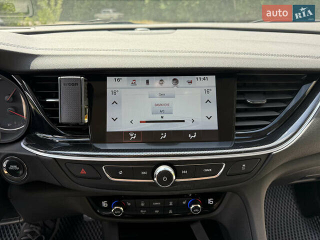 Серый Опель Инсигния, объемом двигателя 1.6 л и пробегом 220 тыс. км за 15500 $, фото 15 на Automoto.ua