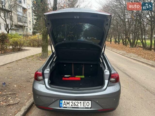 Сірий Опель Інсігнія, об'ємом двигуна 2 л та пробігом 114 тис. км за 22000 $, фото 40 на Automoto.ua