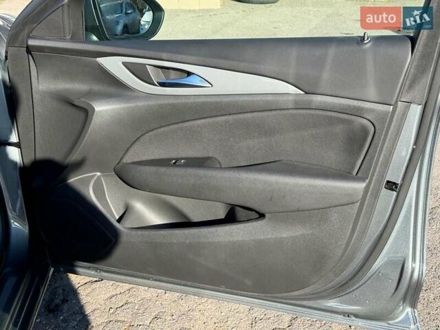 Серый Опель Инсигния, объемом двигателя 1.6 л и пробегом 138 тыс. км за 14990 $, фото 20 на Automoto.ua