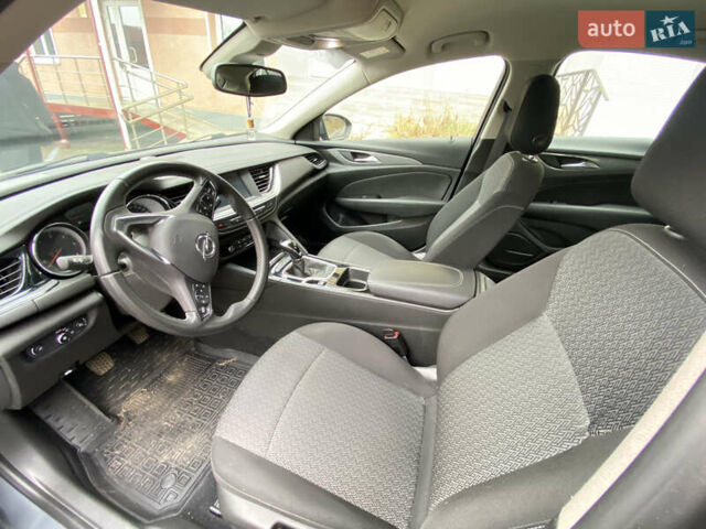 Сірий Опель Інсігнія, об'ємом двигуна 1.6 л та пробігом 138 тис. км за 13700 $, фото 6 на Automoto.ua