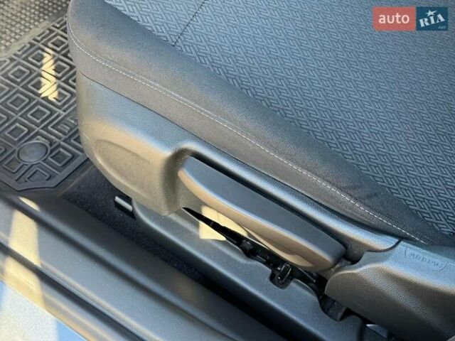 Серый Опель Инсигния, объемом двигателя 1.6 л и пробегом 138 тыс. км за 14990 $, фото 13 на Automoto.ua