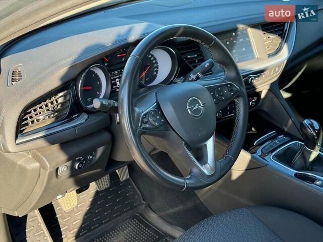 Серый Опель Инсигния, объемом двигателя 1.6 л и пробегом 138 тыс. км за 14990 $, фото 14 на Automoto.ua