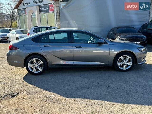 Серый Опель Инсигния, объемом двигателя 1.6 л и пробегом 138 тыс. км за 14990 $, фото 3 на Automoto.ua