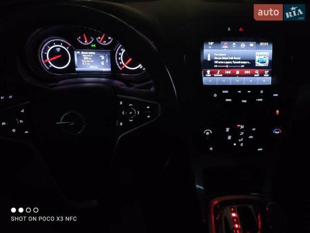 Синий Опель Инсигния, объемом двигателя 1.6 л и пробегом 170 тыс. км за 10999 $, фото 20 на Automoto.ua