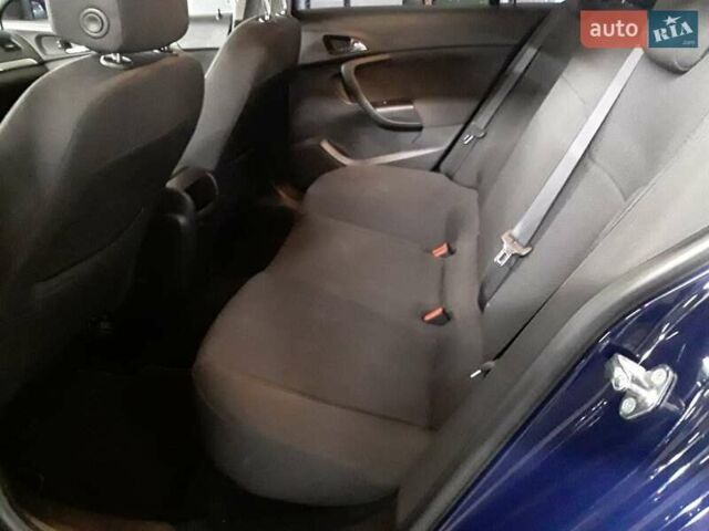 Синій Опель Інсігнія, об'ємом двигуна 1.6 л та пробігом 170 тис. км за 10999 $, фото 18 на Automoto.ua