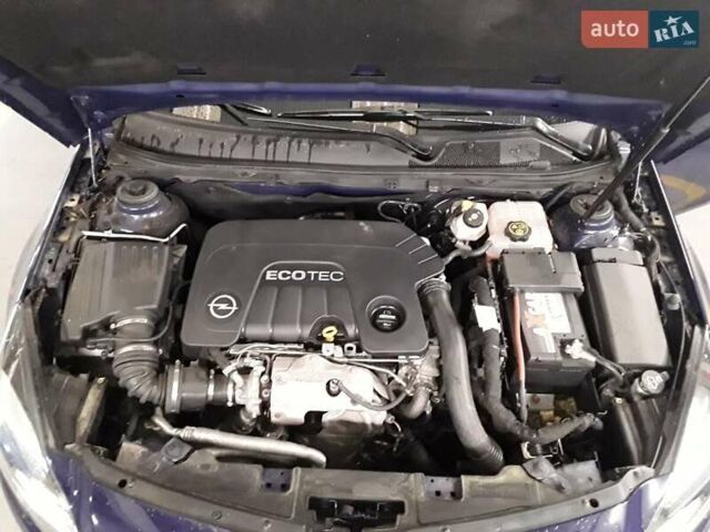 Синій Опель Інсігнія, об'ємом двигуна 1.6 л та пробігом 170 тис. км за 10999 $, фото 14 на Automoto.ua