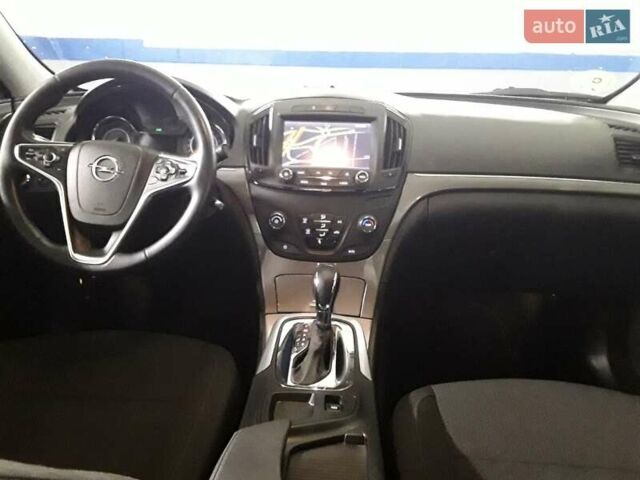 Синий Опель Инсигния, объемом двигателя 1.6 л и пробегом 170 тыс. км за 10999 $, фото 12 на Automoto.ua