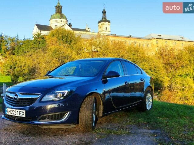 Синій Опель Інсігнія, об'ємом двигуна 1.6 л та пробігом 170 тис. км за 10999 $, фото 3 на Automoto.ua