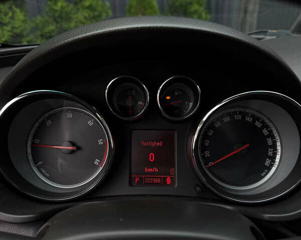 Синій Опель Інсігнія, об'ємом двигуна 1.96 л та пробігом 222 тис. км за 7399 $, фото 14 на Automoto.ua