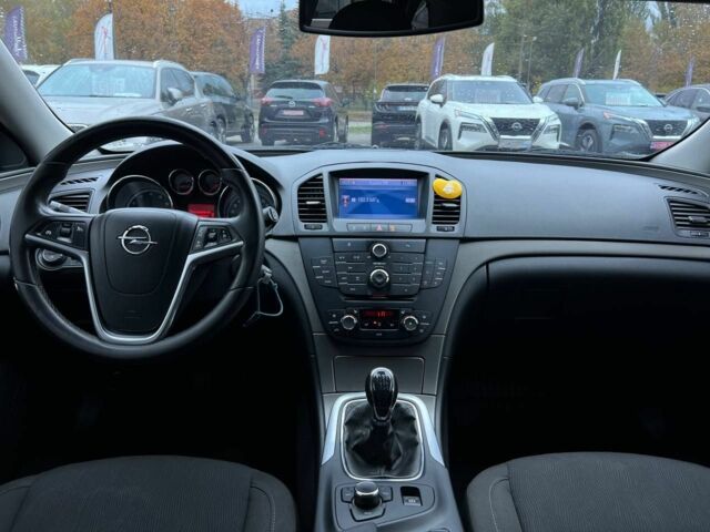 Опель Інсігнія 2009 у Кривому Розі на Automoto.ua Синій Опель Інсігнія, об'ємом двигуна 1.8 л та пробігом 202 тис. км за 8400 $, фото 9 на Automoto.ua