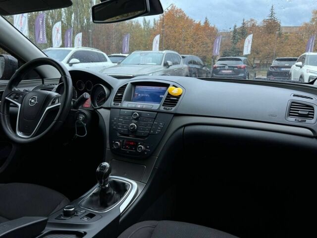 Опель Інсігнія 2009 у Кривому Розі на Automoto.ua Синій Опель Інсігнія, об'ємом двигуна 1.8 л та пробігом 202 тис. км за 8400 $, фото 16 на Automoto.ua