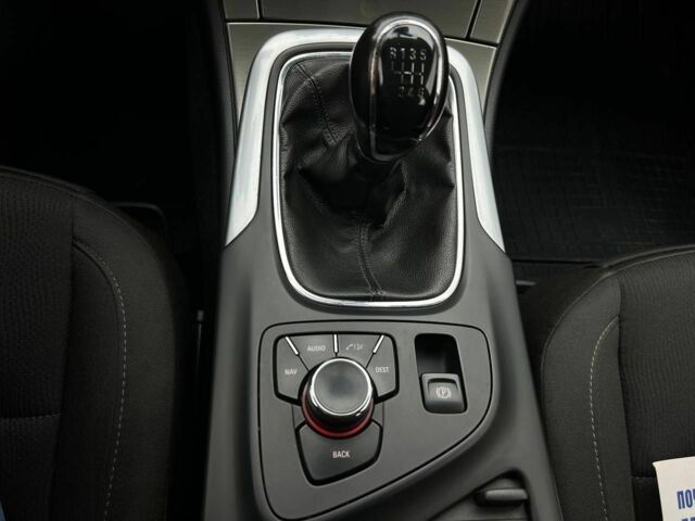 Опель Інсігнія 2009 у Кривому Розі на Automoto.ua Синій Опель Інсігнія, об'ємом двигуна 1.8 л та пробігом 202 тис. км за 8400 $, фото 17 на Automoto.ua