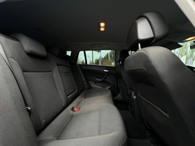 Опель Інсігнія 2009 у Кривому Розі на Automoto.ua Синій Опель Інсігнія, об'ємом двигуна 1.8 л та пробігом 202 тис. км за 8400 $, фото 19 на Automoto.ua