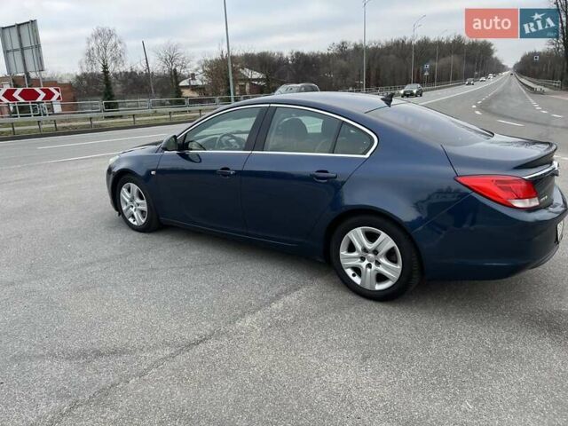 Синий Опель Инсигния, объемом двигателя 1.96 л и пробегом 277 тыс. км за 8250 $, фото 1 на Automoto.ua