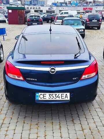 Синій Опель Інсігнія, об'ємом двигуна 2 л та пробігом 240 тис. км за 9500 $, фото 1 на Automoto.ua