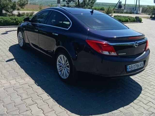 Синий Опель Инсигния, объемом двигателя 2 л и пробегом 183 тыс. км за 9700 $, фото 6 на Automoto.ua