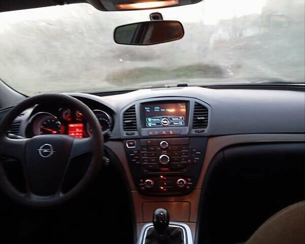 Синій Опель Інсігнія, об'ємом двигуна 1.4 л та пробігом 310 тис. км за 6200 $, фото 4 на Automoto.ua