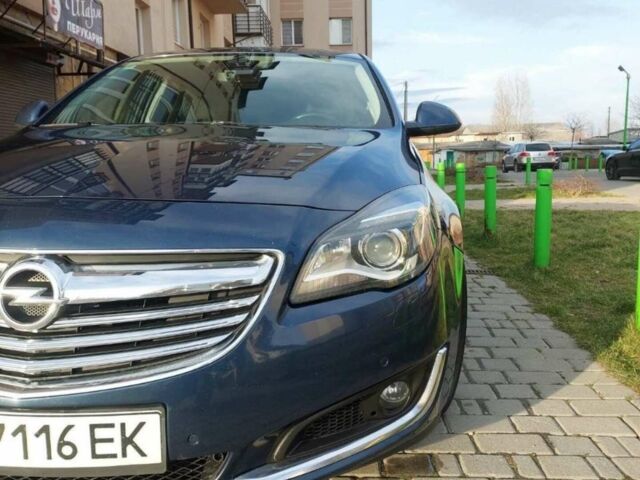 Синий Опель Инсигния, объемом двигателя 1.96 л и пробегом 310 тыс. км за 9999 $, фото 1 на Automoto.ua