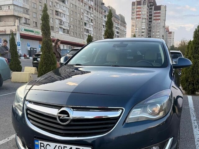 Синий Опель Инсигния, объемом двигателя 1.96 л и пробегом 300 тыс. км за 10400 $, фото 5 на Automoto.ua