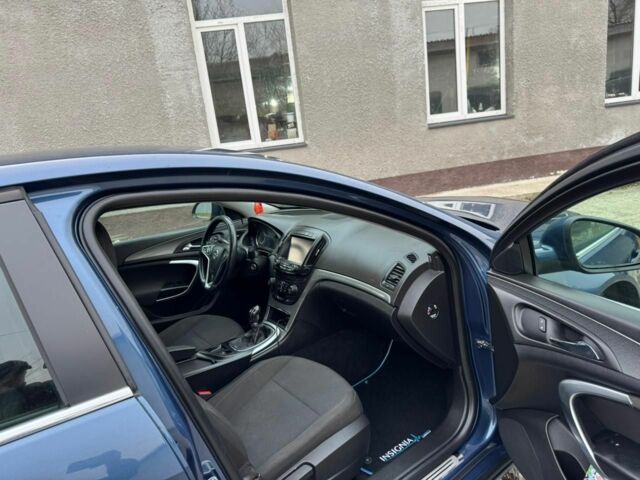 Синий Опель Инсигния, объемом двигателя 1.4 л и пробегом 144 тыс. км за 11500 $, фото 7 на Automoto.ua