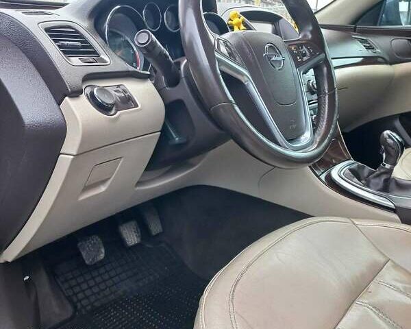 Синий Опель Инсигния, объемом двигателя 1.96 л и пробегом 278 тыс. км за 8200 $, фото 23 на Automoto.ua